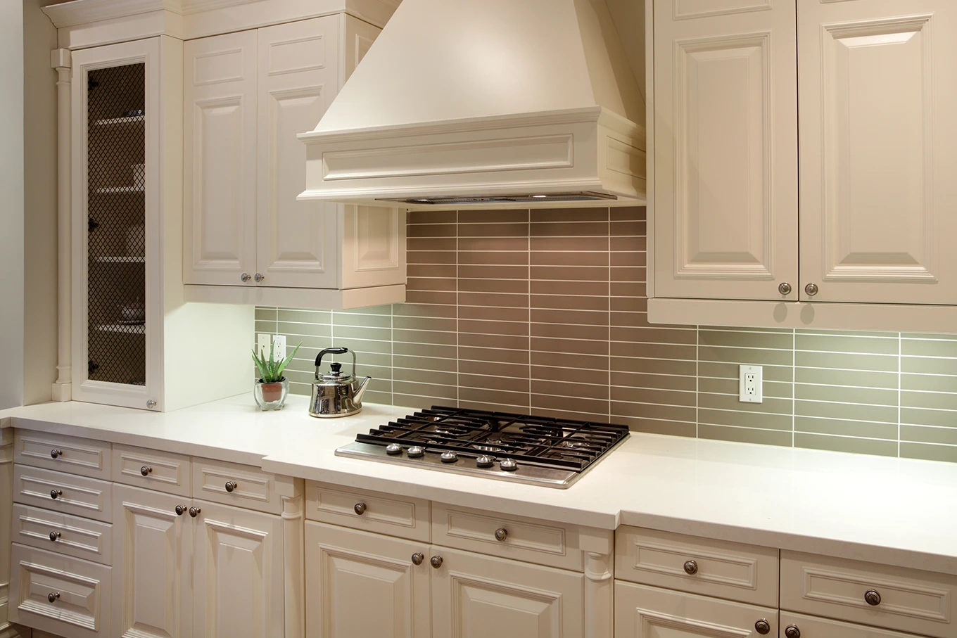 under cabinet lighting at WIREONE