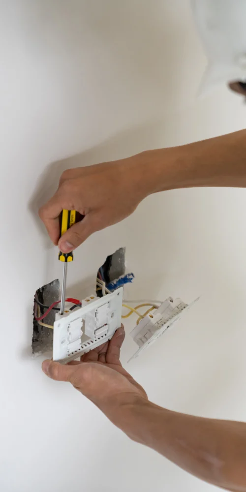 electrician at WIREONE